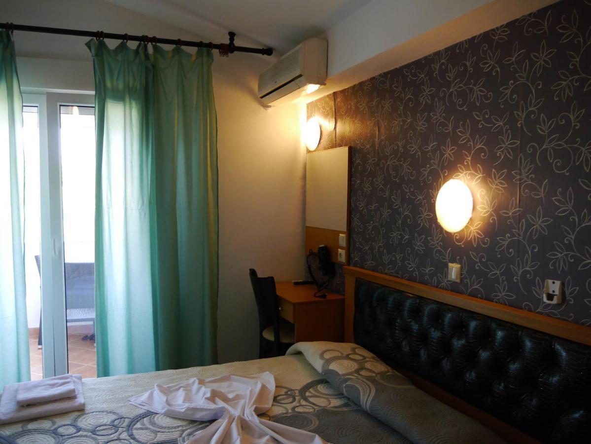 Blue Sky Villas Скала Потамияс Екстериор снимка