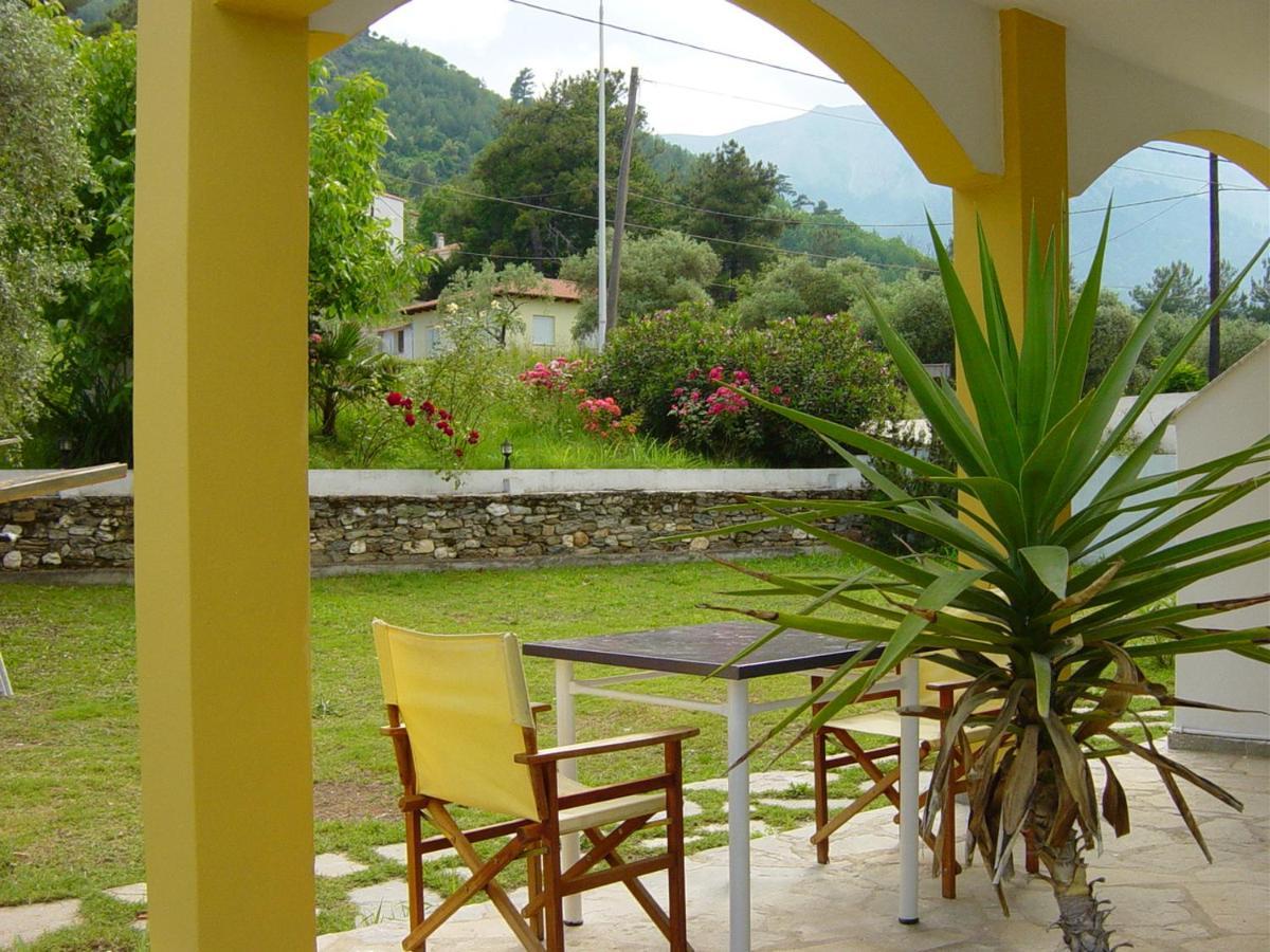 Blue Sky Villas Скала Потамияс Екстериор снимка